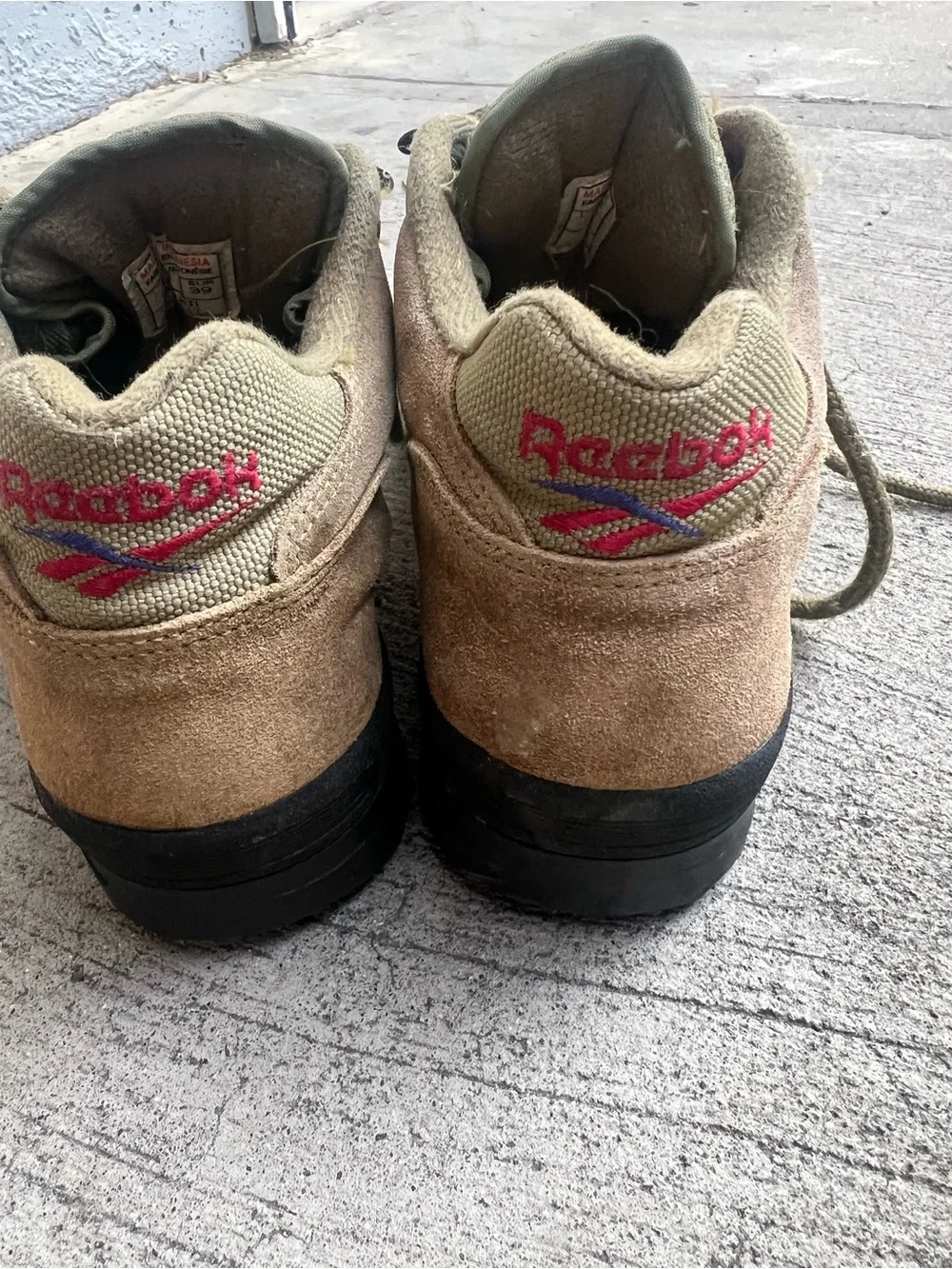 Vintage Retro 80’s Reebok Brown Olive Suede Hiking Boots Women 8 Men 6